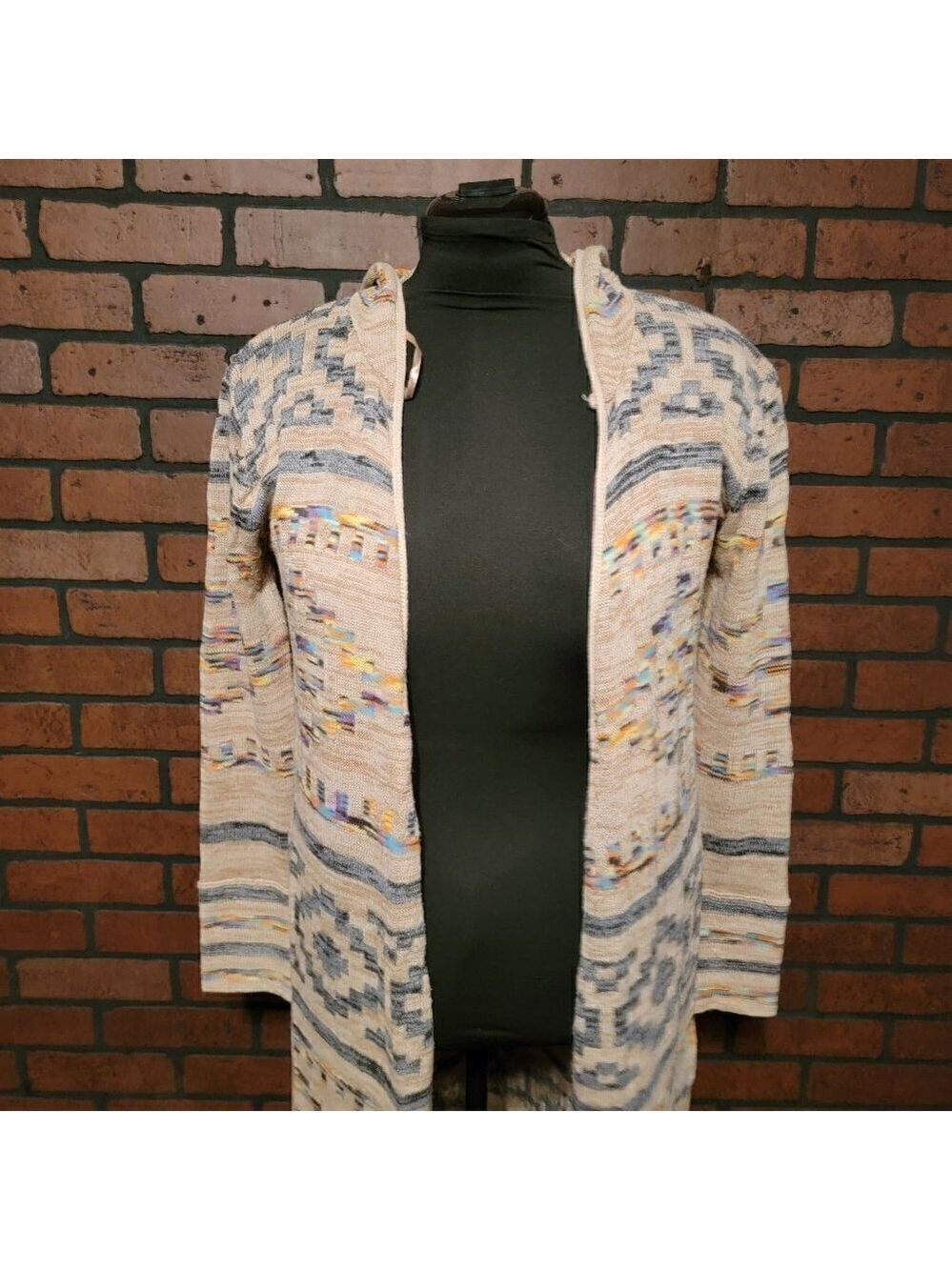 Selfie Couture by Trendology - Duster style sweater with hood. Verigated tan